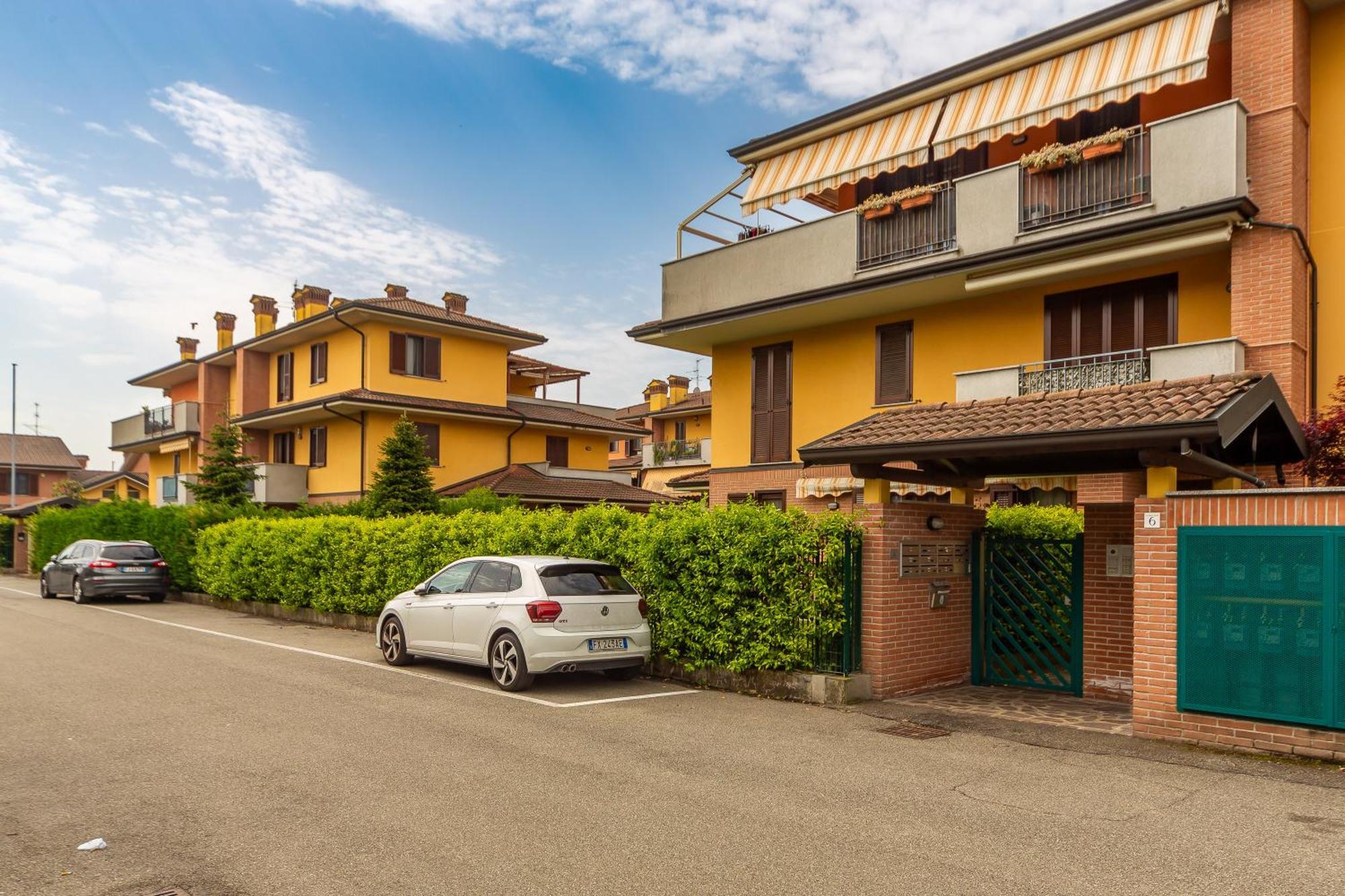 El Sol Residence - Modern House Near Milan Dresano Exteriér fotografie